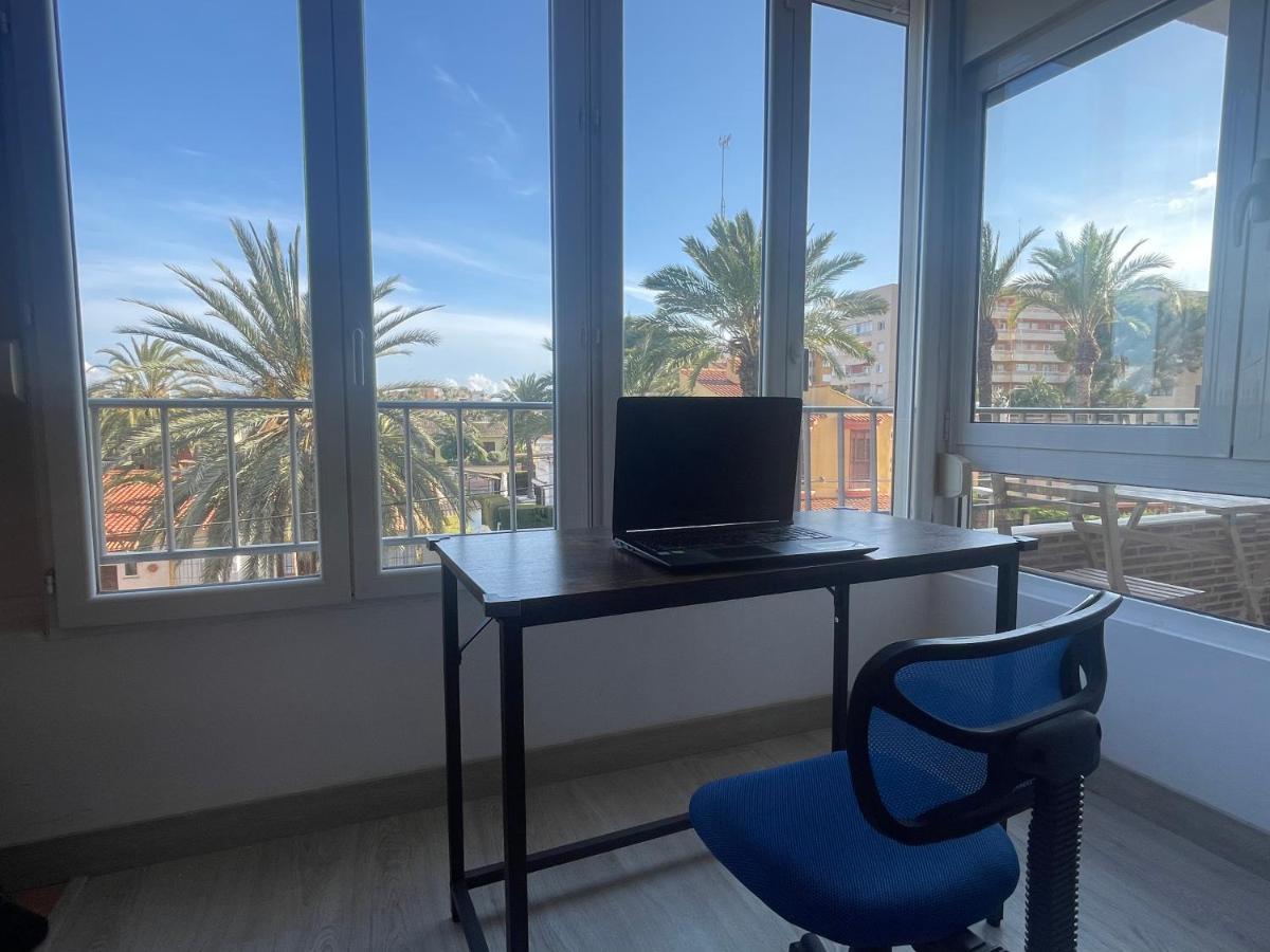 Nice Apartment Near The Sea Torrevieja Esterno foto