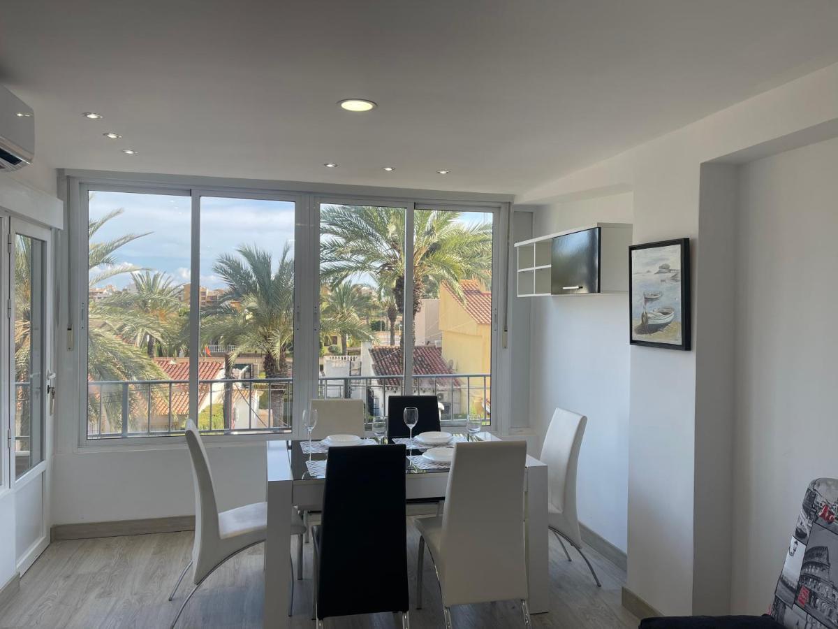 Nice Apartment Near The Sea Torrevieja Esterno foto